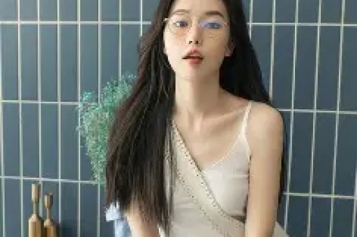 明星八卦全网热议！李纯挨打父母心疼落泪范丞丞粉丝维权黎明联系王濛道歉吴镇宇爱吃路边摊！