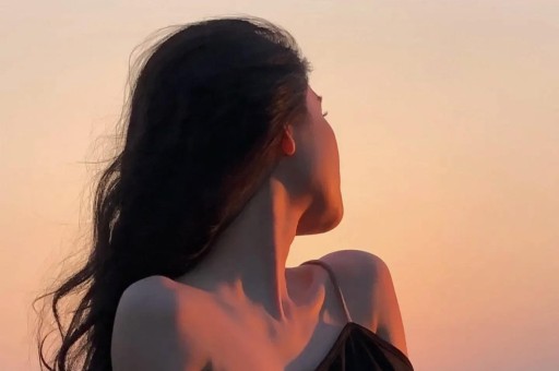 今日娱乐爆料：明星八卦大揭秘！